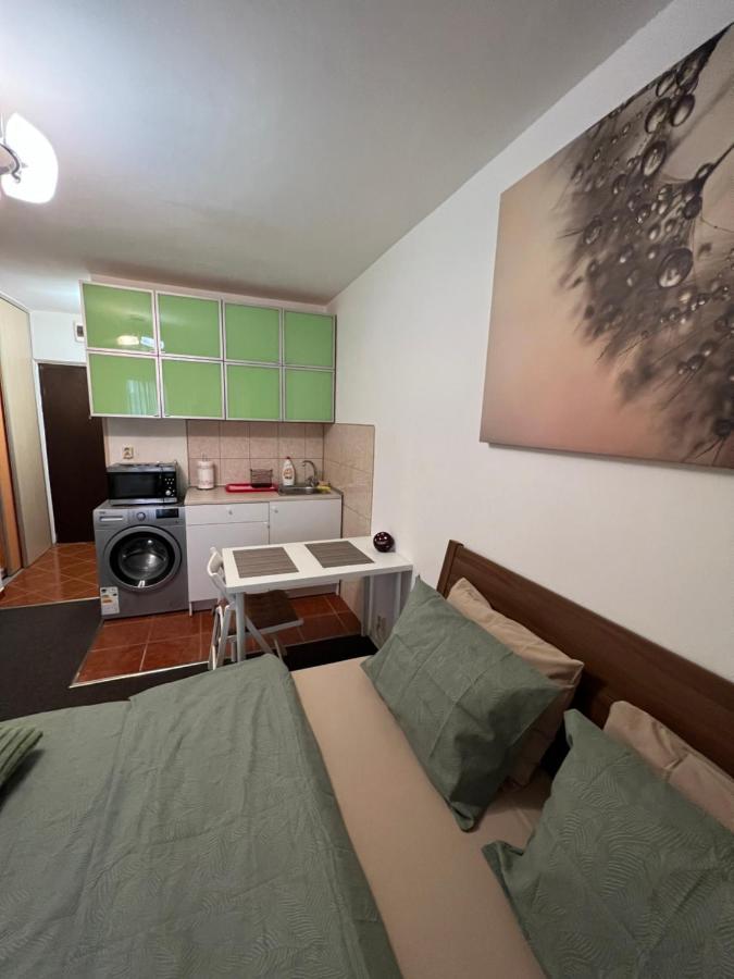 Kenzia Prive Apartment Bucharest Exterior photo